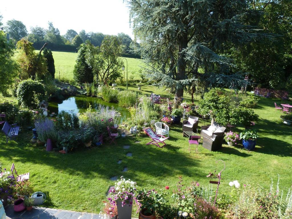 Le Jardin De Marie-Jeanne Bed and Breakfast Achy Buitenkant foto